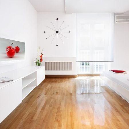 Downtown Belgrade Apartments - Cherry Belgrado Exterior foto